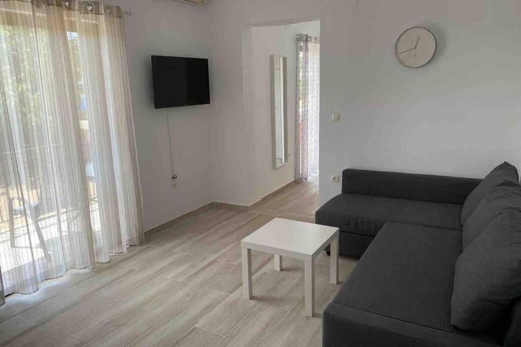 Maria'S Apartment Kastrosikia Zewnętrze zdjęcie
